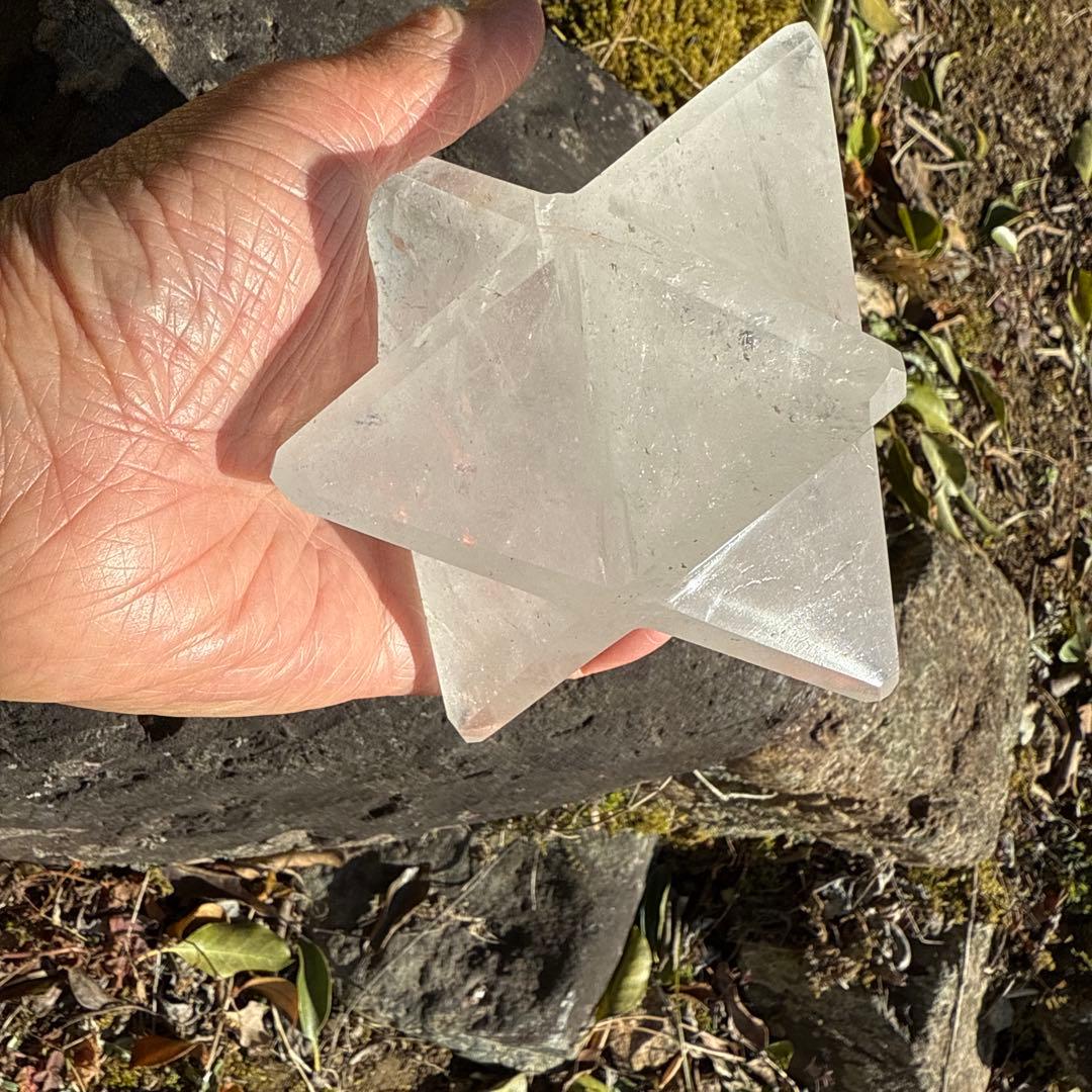 クリスタル 水晶 星型 神聖幾何学型オブジェ 約8cm✖️8cm