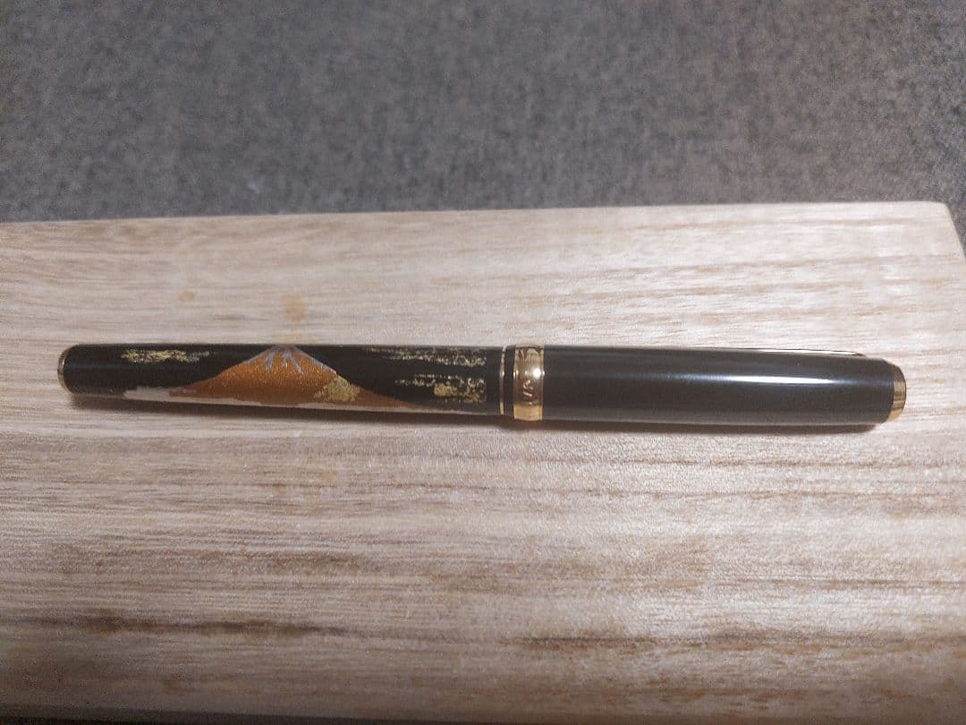 PLATINUM 黒 万年筆 金沢箔 富士山