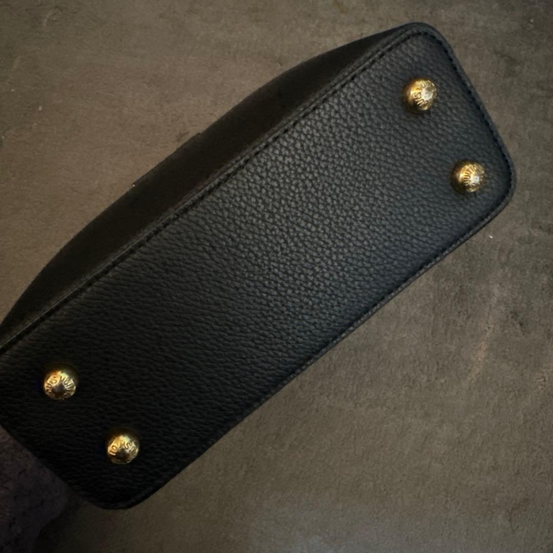 Louis Vuitton ブラックハンドバッグ