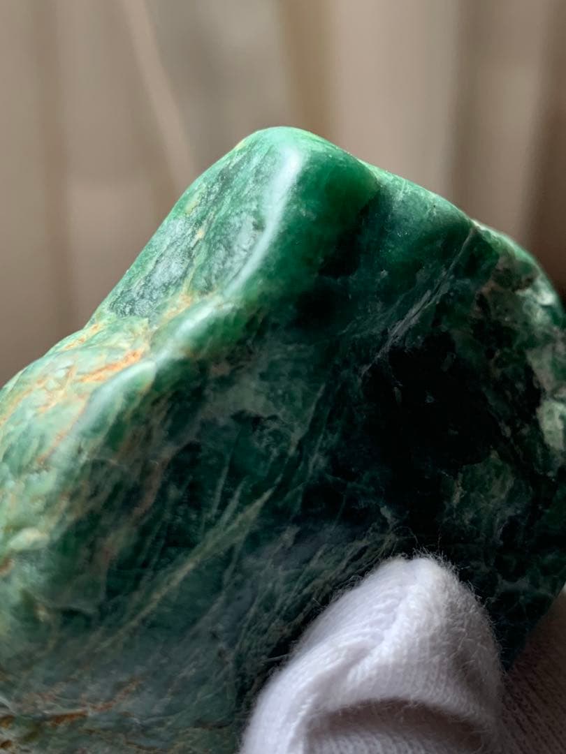 金山谷　糸魚川極上ひすい　96g 翡翠　鉱物標本　コン沢　水石　根付　糸魚川翡翠