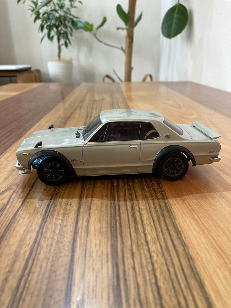 ミニッツAWD 日産スカイライン2000GTR（シルバー）ハコスカ