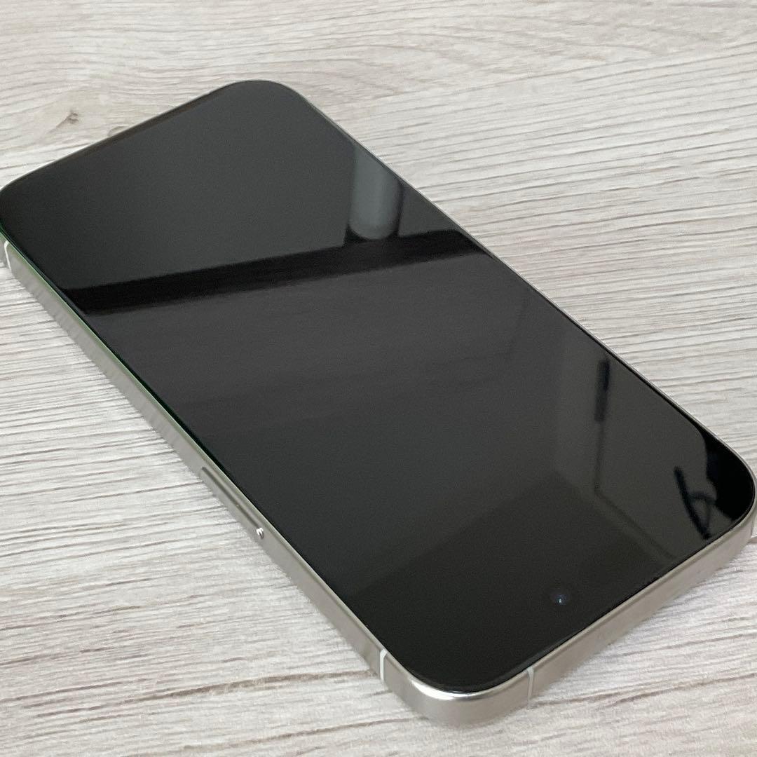 iPhone 15 pro 128GB SIMフリー ホワイトチタニウム