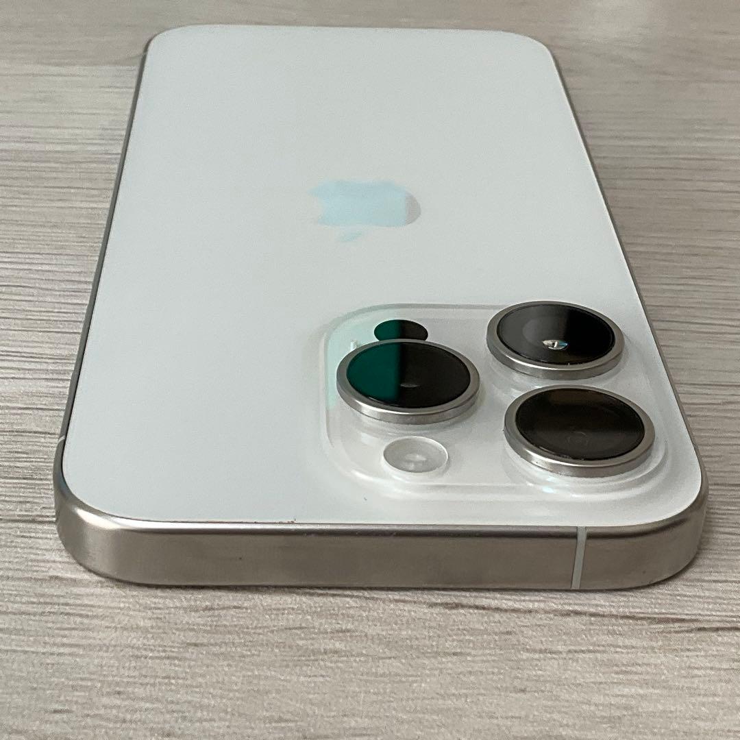 iPhone 15 pro 128GB SIMフリー ホワイトチタニウム