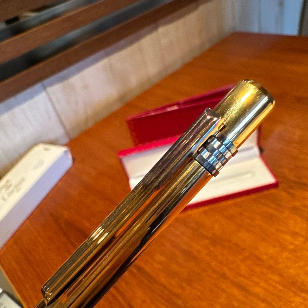 Must de Cartier ゴールドボールペン