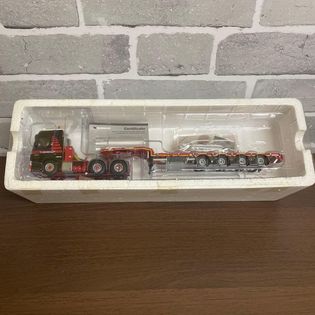 メルセデス・ベンツ アクトロス 6x4トラクター 1:50