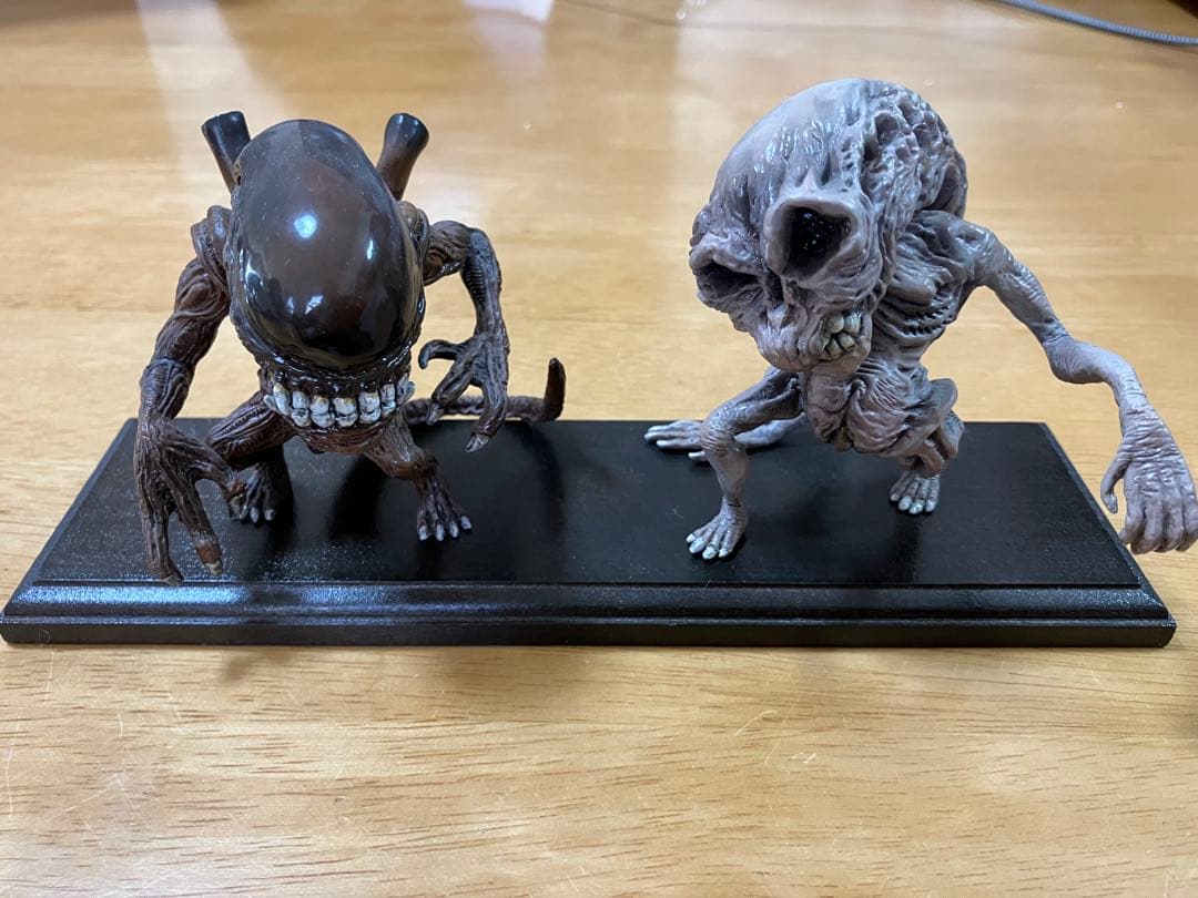 エイリアン ガレージキット 完成品 フィギュア2体セット