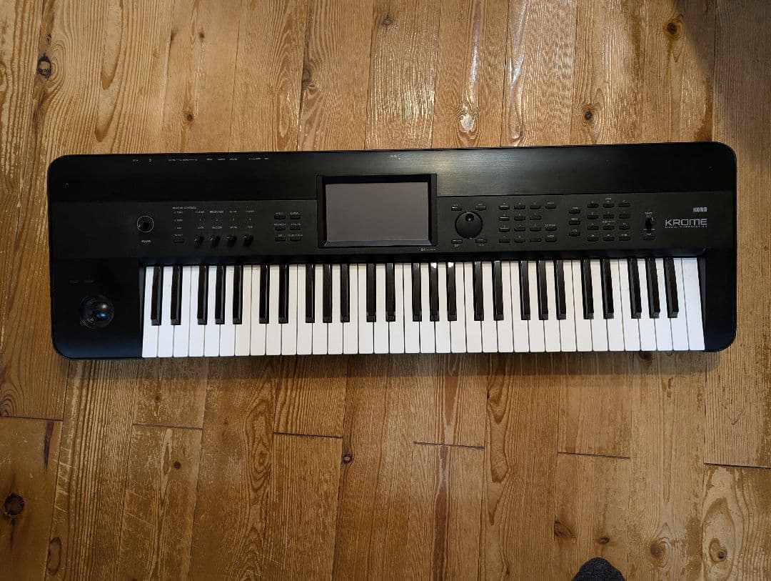 鍵盤楽器 KORG KROME61