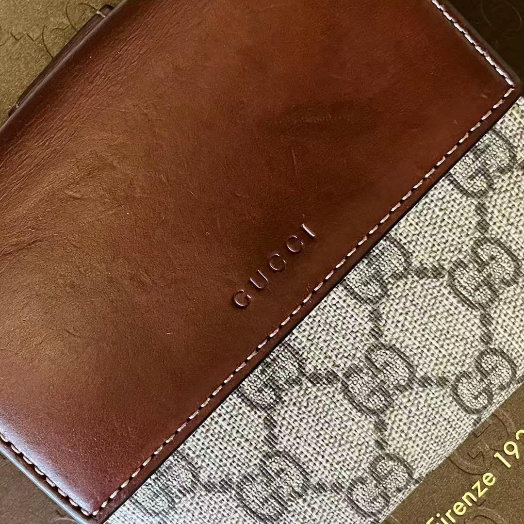 GUCCI グッチ GGスプリーム Wホック PVCレザー 二つ折り財布 美品❣️