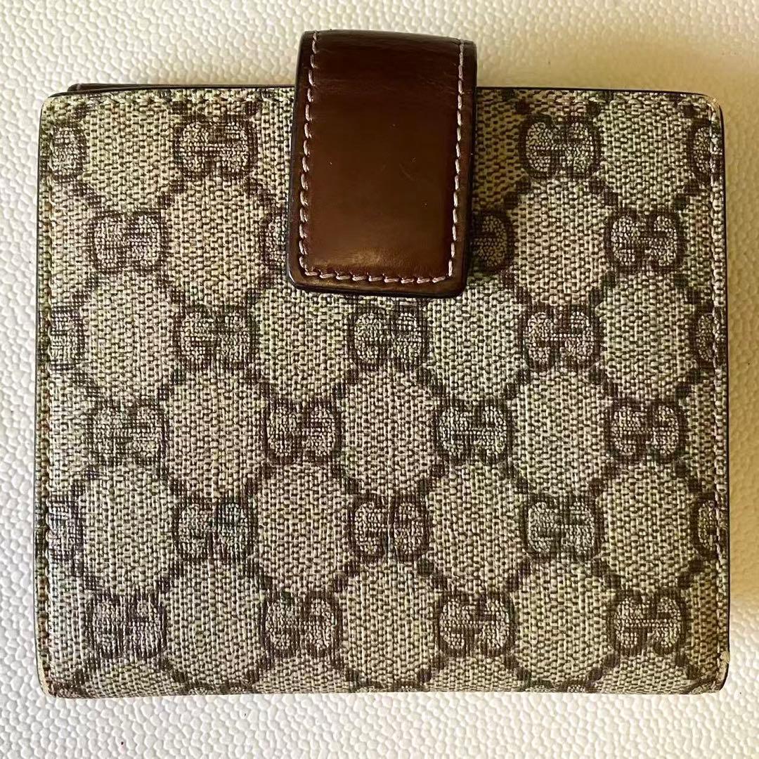 GUCCI グッチ GGスプリーム Wホック PVCレザー 二つ折り財布 美品❣️