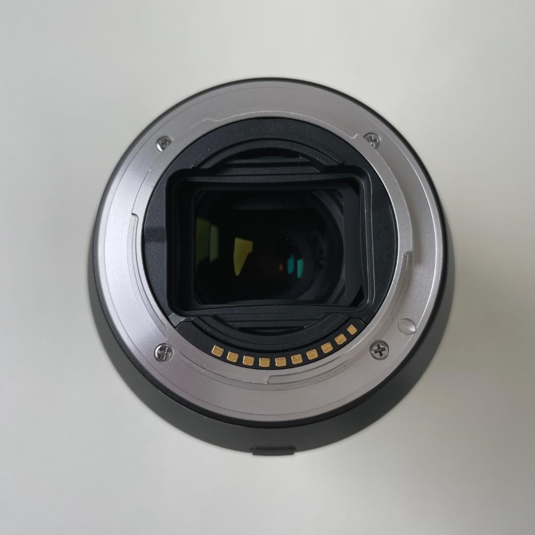 おまけ付【ほぼ未使用の美品】SONY　SEL24240　ズーム　旅行用にこれ1本