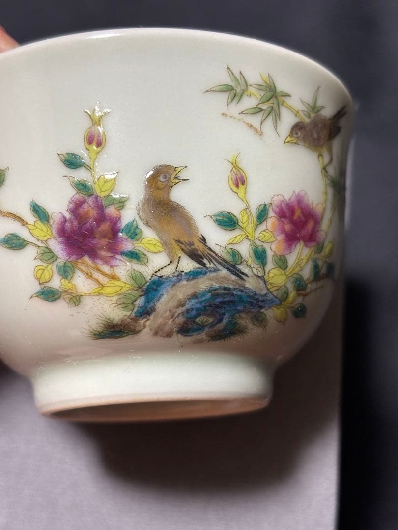 中国清時代　花鳥文茶碗 盃 粉彩　琺瑯彩　雍正年製在銘 官窯 2個セット（春夏)