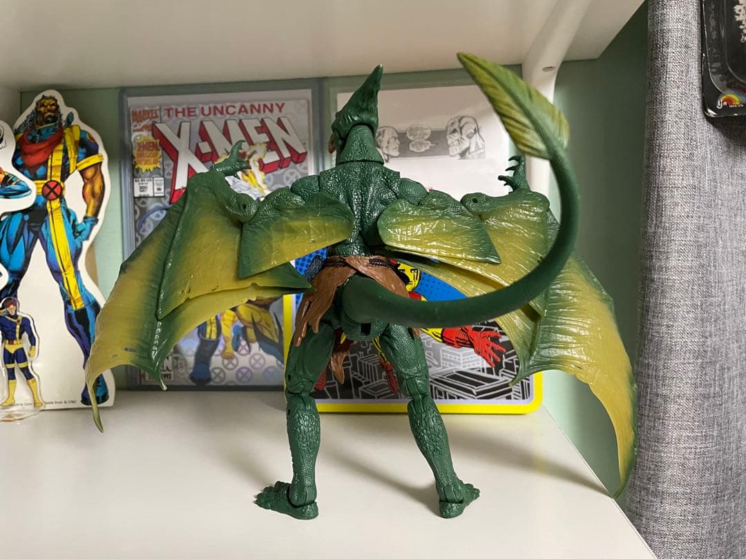 マーベルレジェンド　サウロン　フィギュア