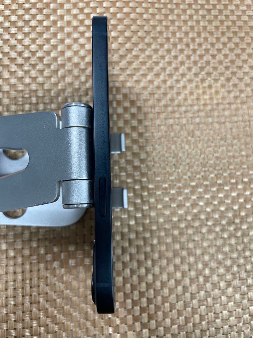 iPhone 13 128 GB ミッドナイトSIMフリー【5906】