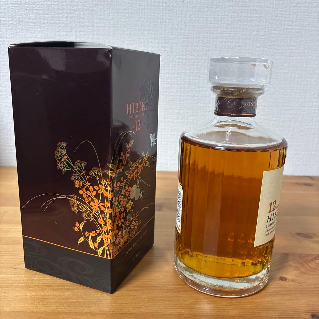 サントリーウイスキー　響12年　500ml 意匠ボトル　箱付　未開封【1】