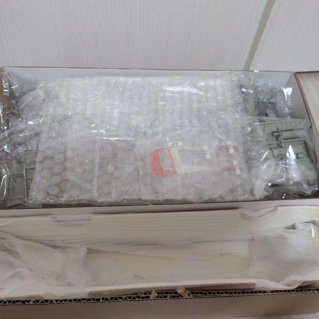 1/32 エアポートリムジンバス プラモデル