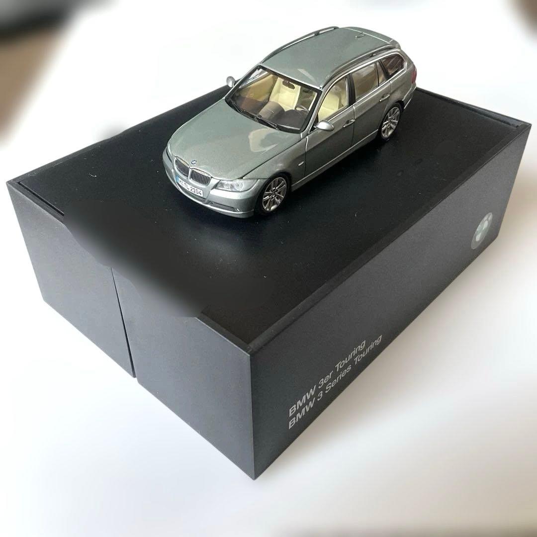 BMW ミニカー 3 Series Touring 1/43 新品未使用