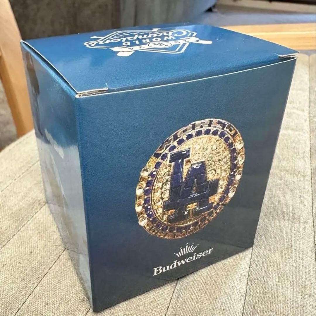 ワールドチャンピオン　フレディ・フリーマン　レプリカ　指輪