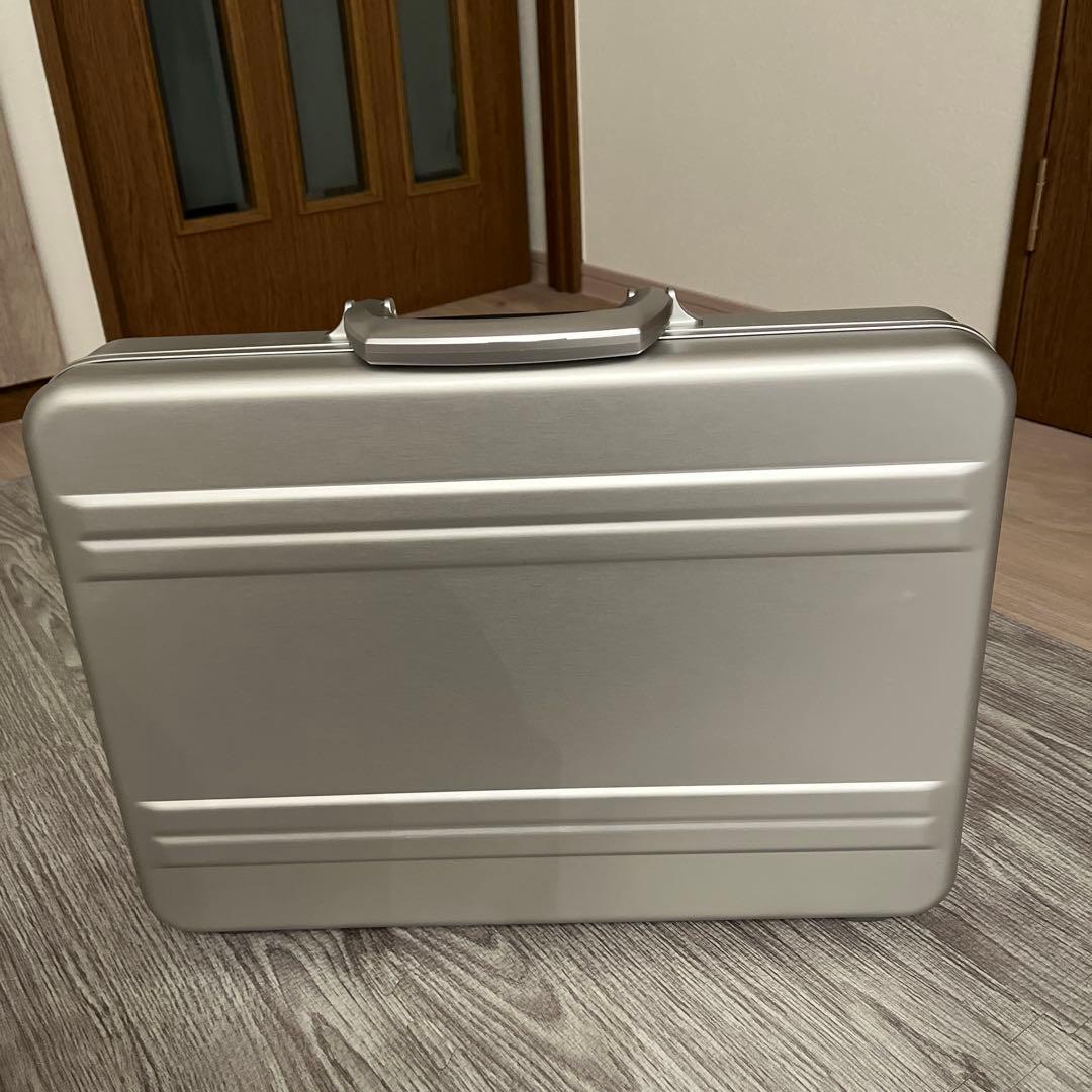 ゼロハリバートン　SL アタッシュケース　美品　値下げ中　　いっちゃん