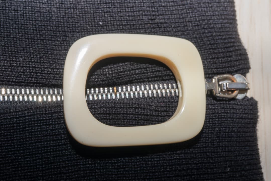 J.W. ANDERSON ブラックニットネックウォーマー