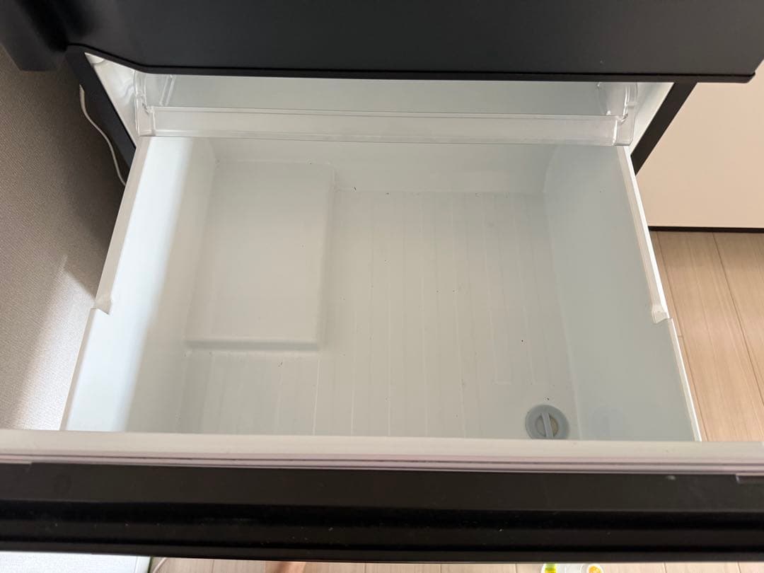 いちごチョコ　東芝 3ドア 冷凍冷蔵庫 GR-U33SC 2023年