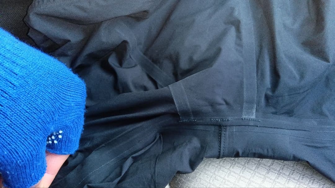 arena アクアフォースストームブラック 競泳水着 Mサイズ