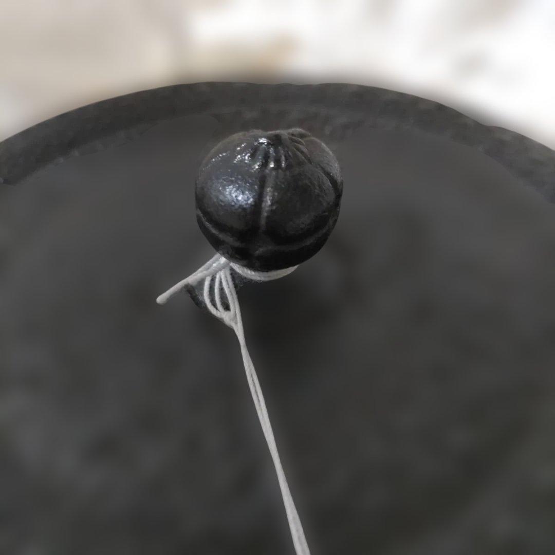 ハッシーさま専用　黒い鋳鉄鉄瓶 本場