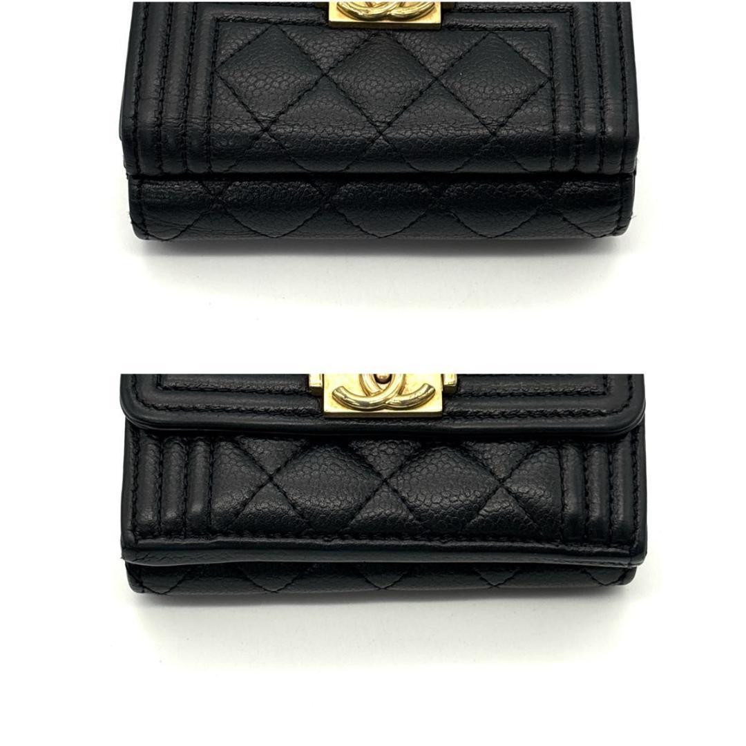 現行◆極美品◆CHANEL ボーイシャネル 三つ折り財布 キャビアスキン 黒