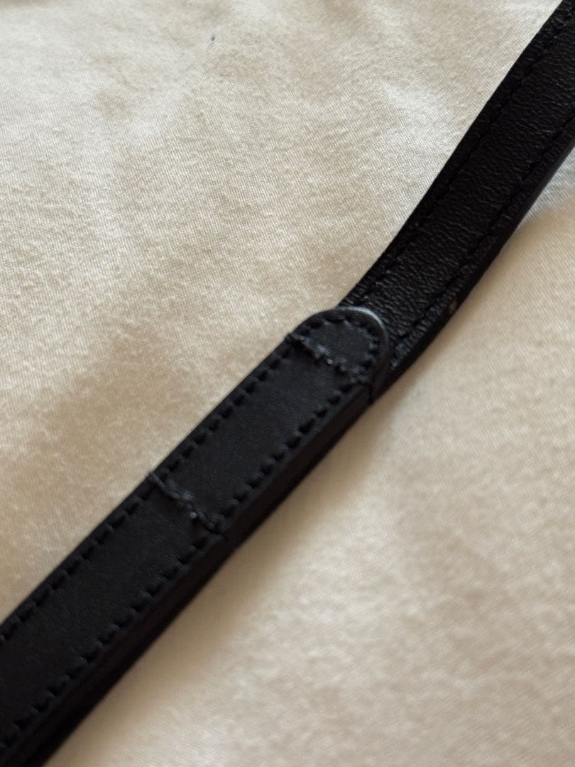 正規品本物 Gucci グッチ 犬用リード 黒 レザー メタル金具付き