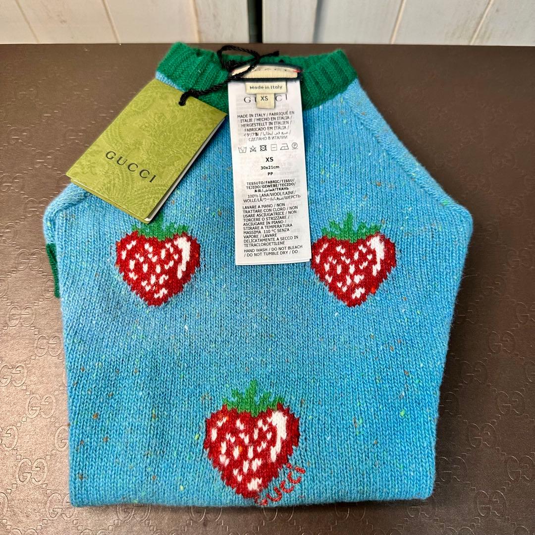 GUCCI グッチ 犬 ペット用 ニット セーター イチゴ柄 XSサイズ