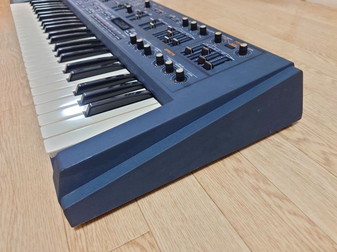 Roland JP-8000 ローランド アナログモデリングシンセサイザー
