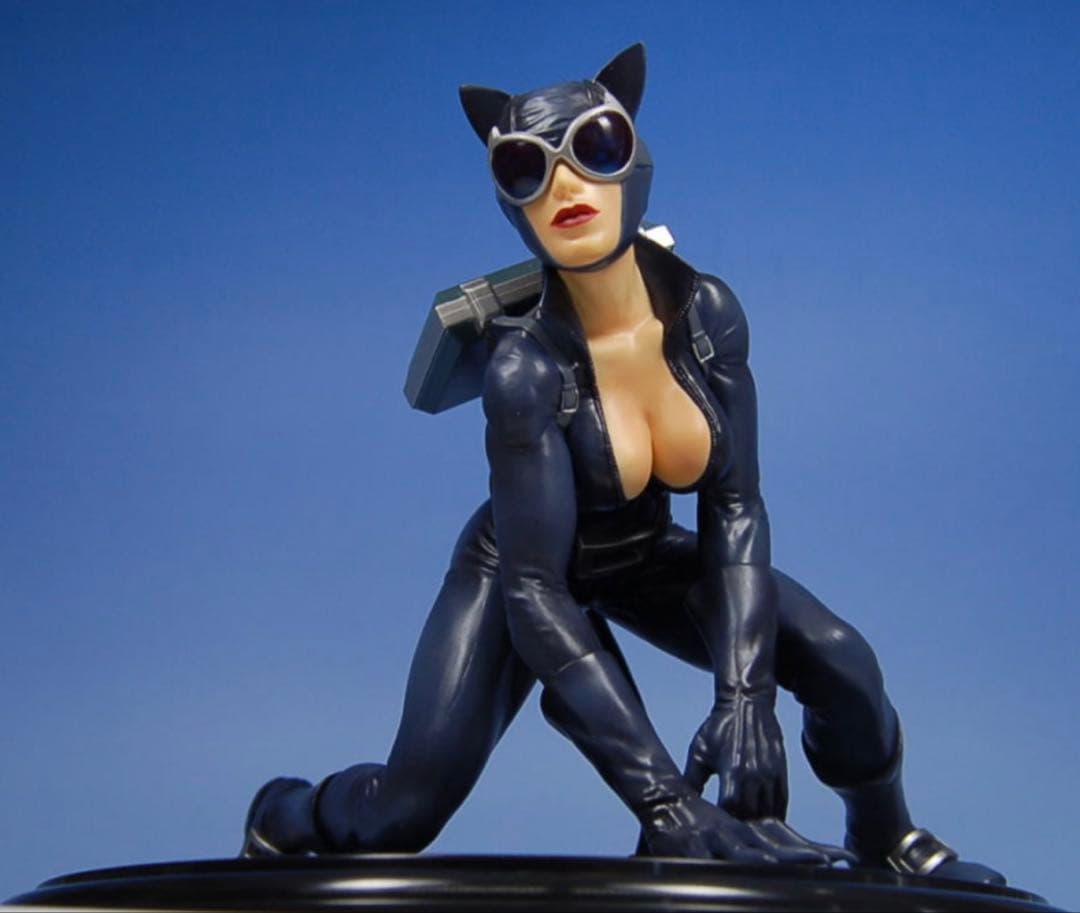 コトブキヤ　artfx　1/6 サイズ　キャットウーマン　PVCフィギュア