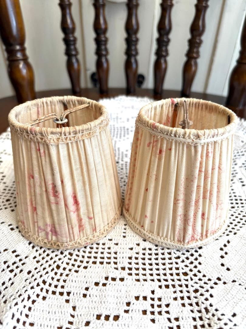 フランスアンティーク　ファブリックプリーツシェード　デザイン&柄違い　2個セット