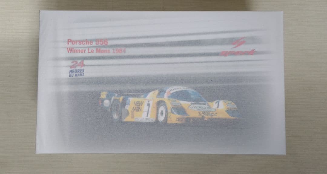 ●未使用● スパーク 1/18 ポルシェ 956 #7 ラスト