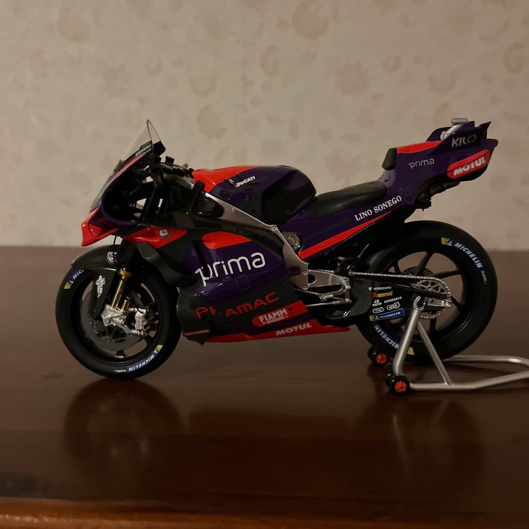 kiloworksプラマック・ドゥカティ 1/12 MotoGP 2024