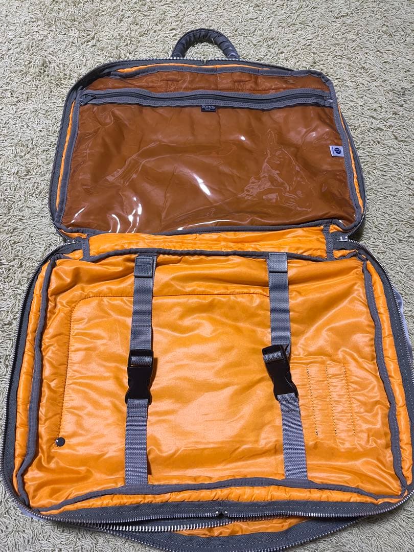 porter tankerシルバーグレー