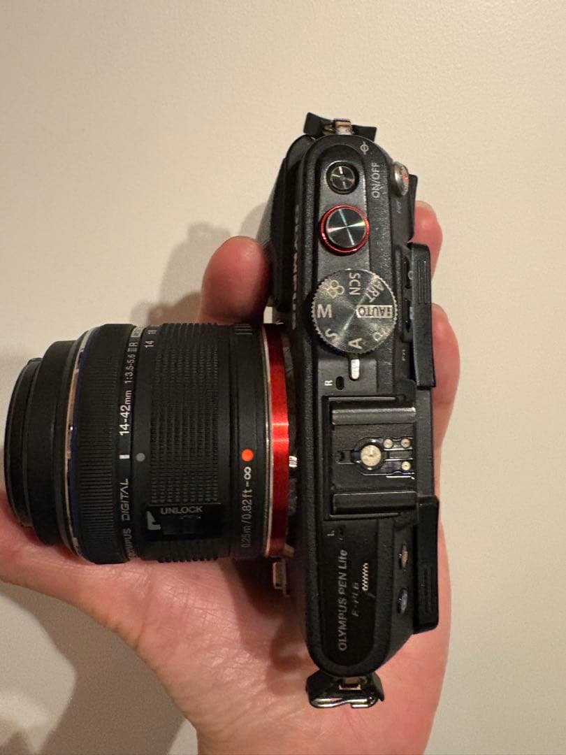 OLYMPUS PEN Lite E-PL6ミラーレス一眼 ブラック