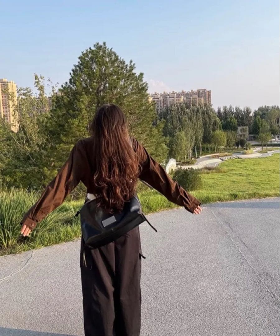 MATIN KIM SIDEZIPPER SHOULDER BAGマーティンキム