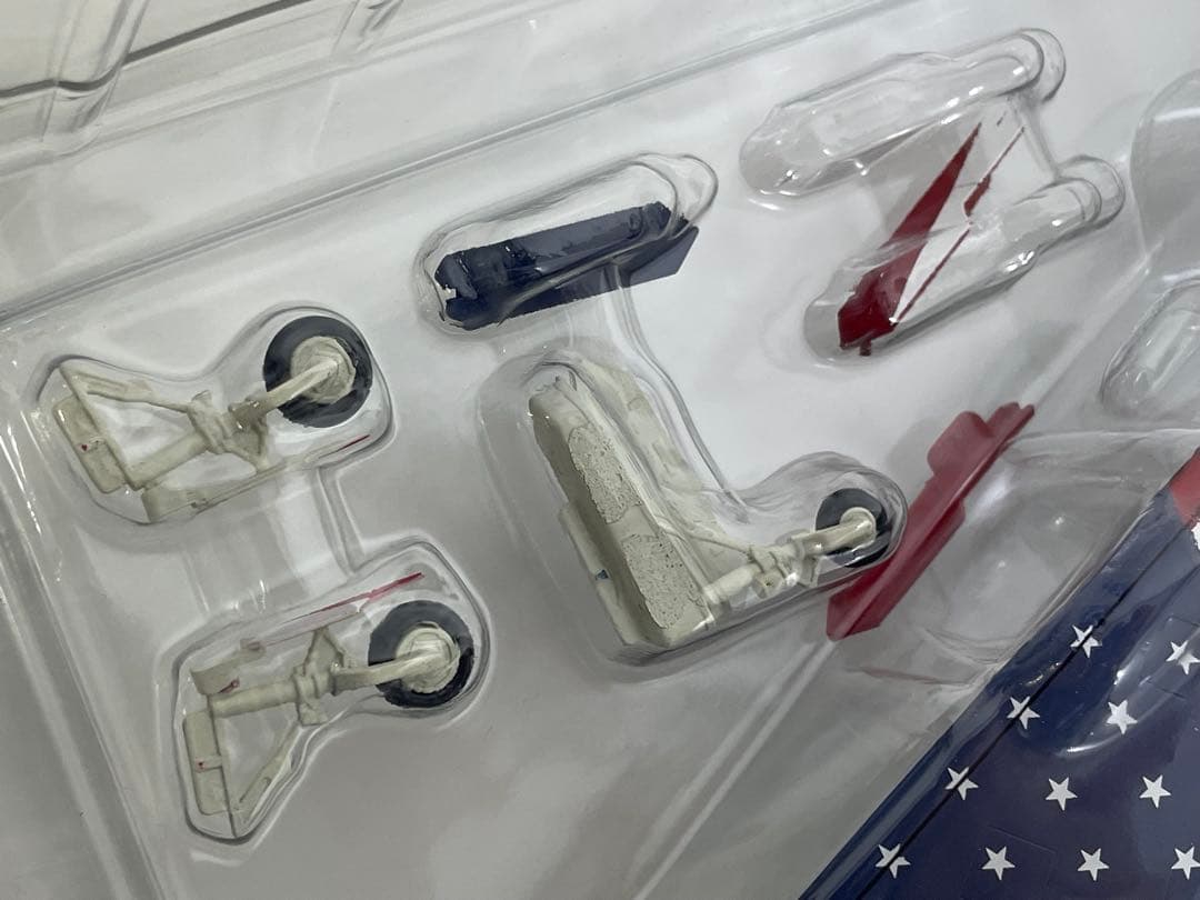 ホビーマスター 1/72 F-117A ナイトホーク HA5802 星条旗塗装