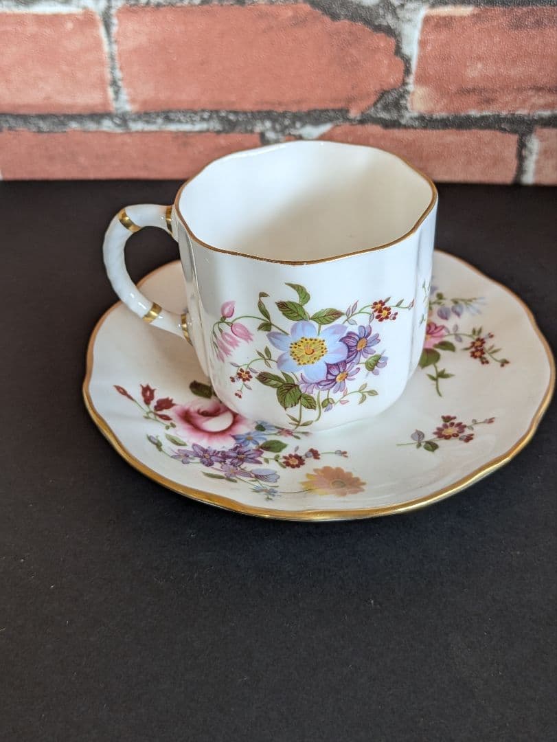 イギリス アンティーク ロイヤルクラウンダービー コーヒーカップ トリオ