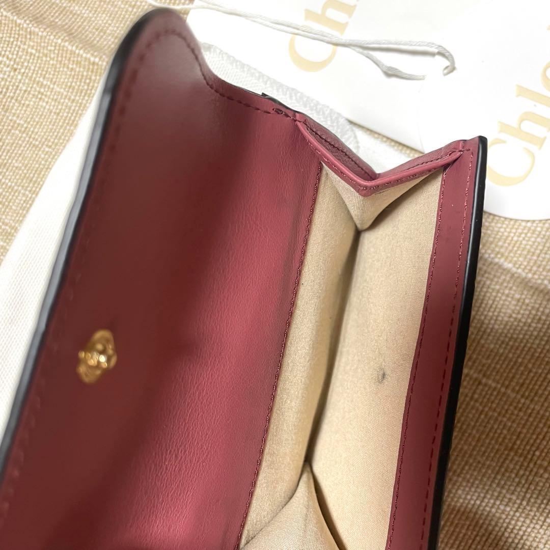 クロエ　Chloe 三つ折り財布　折り畳み財布　コンパクト