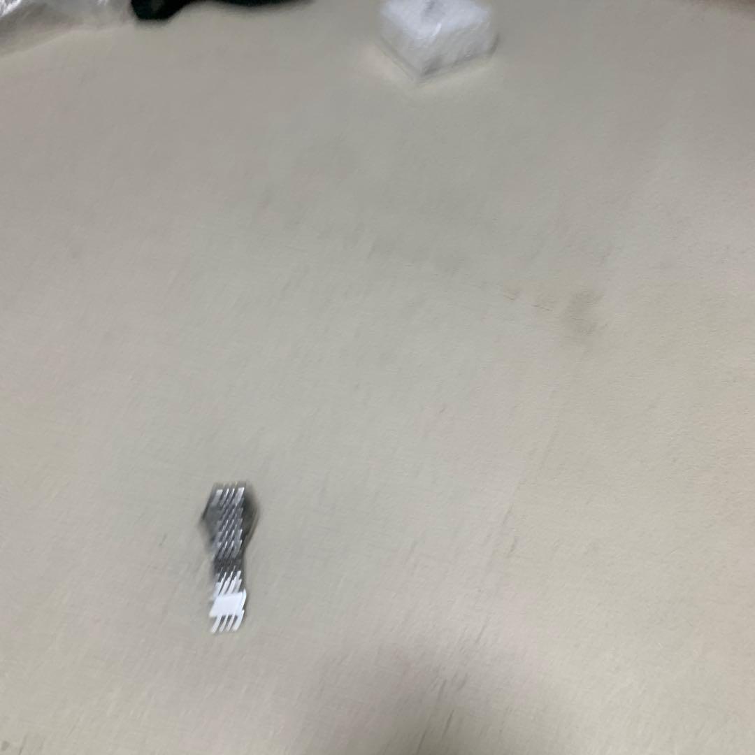 THE CITIZEN クォーツ腕時計 ホワイト　ジャンク