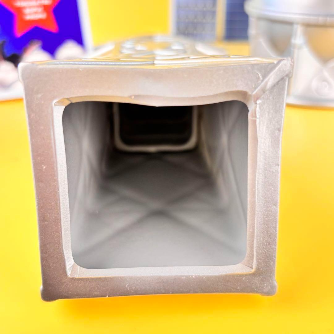 マルサン 鉄塔（21ｃｍ) ソフビ と ガスタンク 小（9ｃｍ）