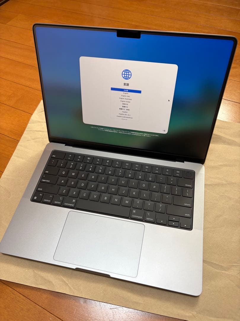 MacBook Pro M3 14”16GB/1TB 8C/10C USキー