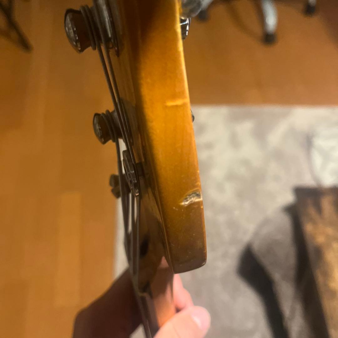 な*じ様 Squier ベース ナチュラルウッド 4弦