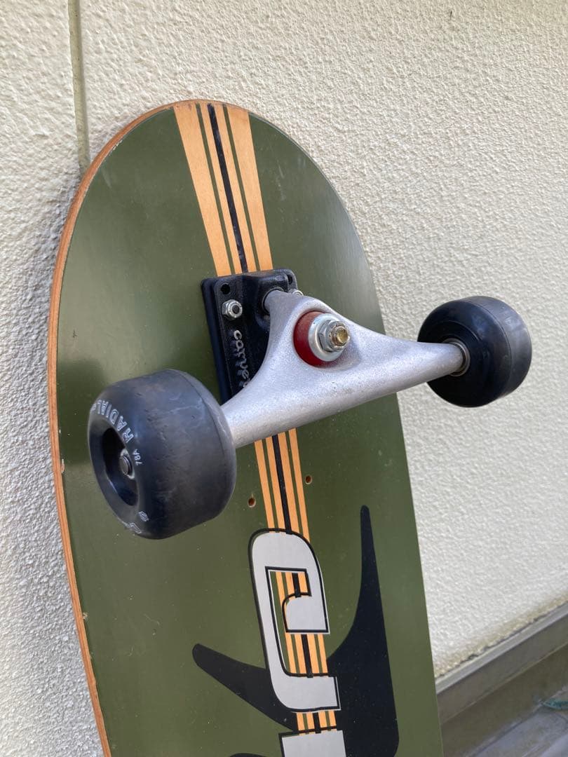 カーバー　スケートボード　(81センチ)