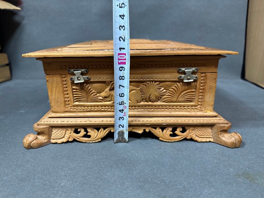 インド白檀　木彫り　骨董 木製　置物　骨董　アンティーク　小物入れ