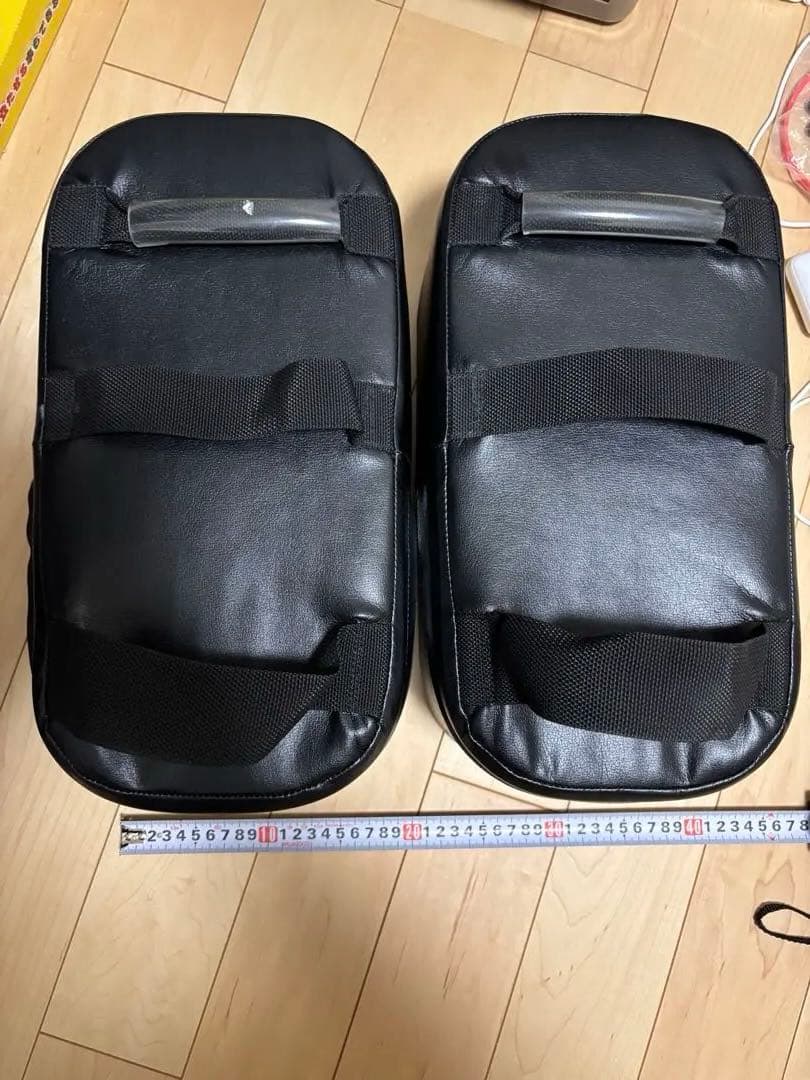 Winning ウイニング キックミット 2個+ボクシンググローブ　セット