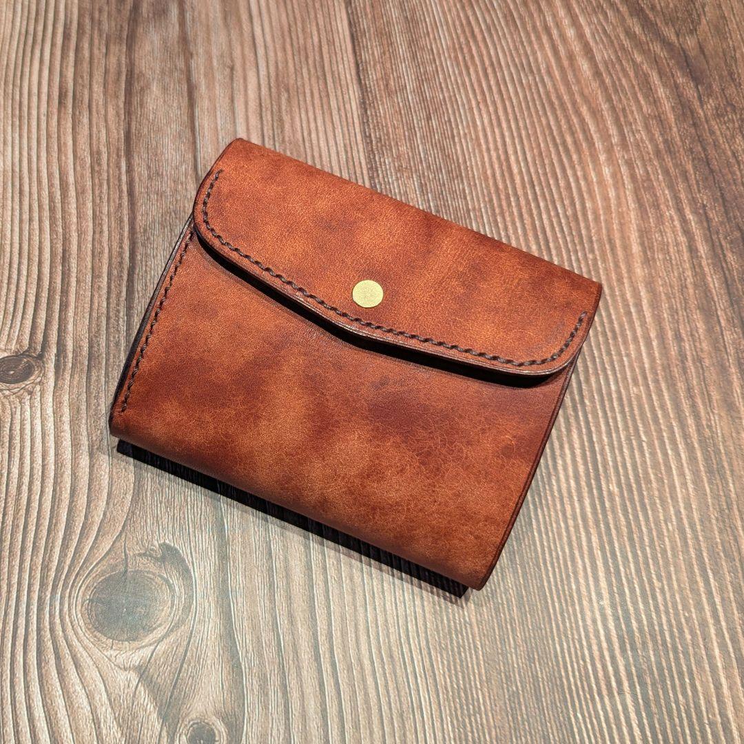 バーガンディ 本革 二つ折り財布 — イタリアンレザーマルゴー