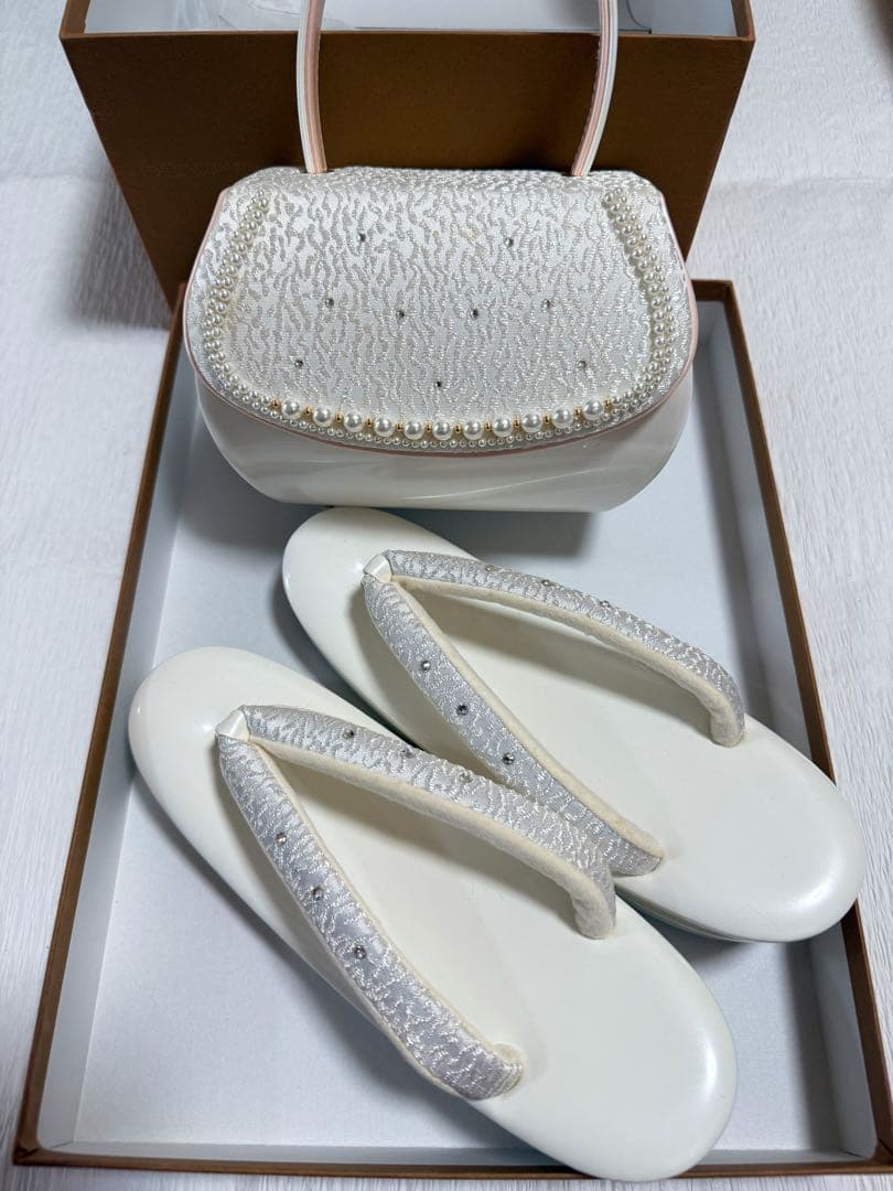 No.7 成人式草履バッグセット　振袖用　パール＆ストーン