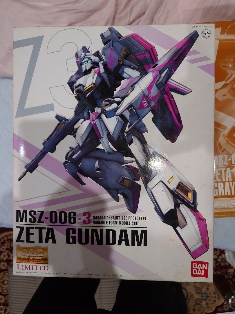 Zガンダム３号機.グレイZ.レッドZ　３点セット